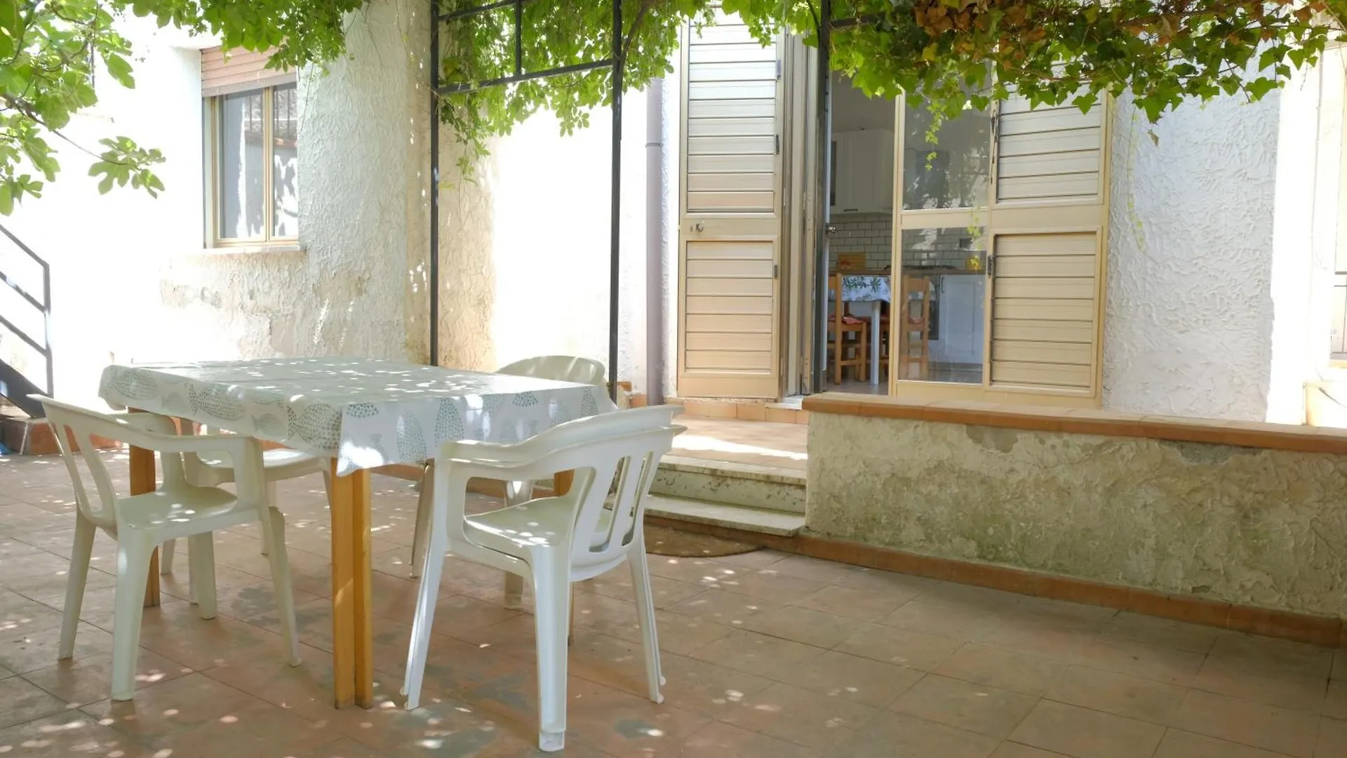 Libellula Apartment Giardini Naxos Italy